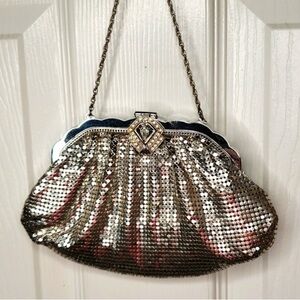 Excellent Condition! Vintage WHITING & DAVIS 1920’s - 30’s Metallic Silver Bag